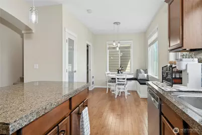 527 Pilchuck Path, Everett, WA 98201 - Photo 12