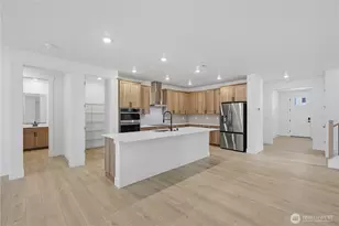 20417 Mystic Pl E, Bonney Lake, WA 98391 - Photo 4