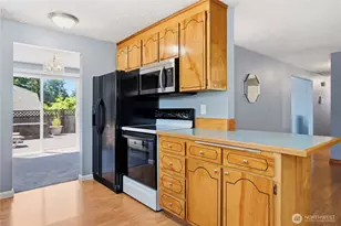 3020 206th Pl SW, Lynnwood, WA 98036 - Photo 12