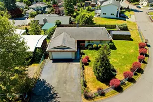 3020 206th Pl SW, Lynnwood, WA 98036 - Photo 2