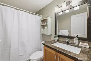 3045 20th Ave W, Seattle, WA 98199 - Photo 16