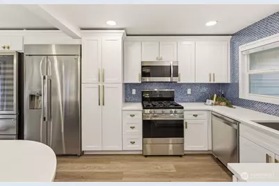 7664 NE 14th Street, Medina, WA 98039 - Photo 16