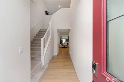 8426 31st Place NE, Marysville, WA 98270 - Photo 4