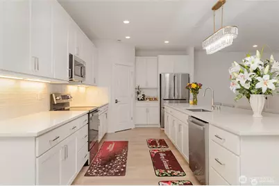 8426 31st Place NE, Marysville, WA 98270 - Photo 8