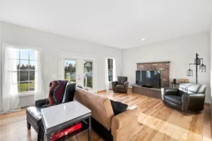 1242 Youngwood Rd, Camano Island, WA 98282 - Photo 12