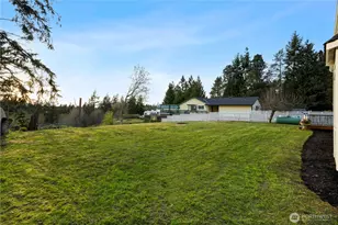 1242 Youngwood Rd, Camano Island, WA 98282 - Photo 38