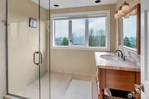 4911 Harbor Ln, Everett, WA 98203 - Photo 26