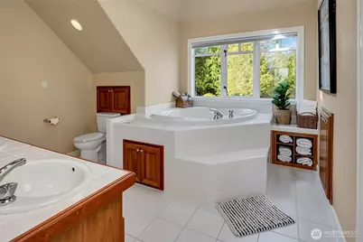 4911 Harbor Lane, Everett, WA 98203 - Photo 20