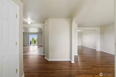 1705 SE Market Street, College Place, WA 99324 - Photo 6