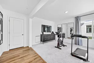 32366 Vine Ave SE, Black Diamond, WA 98010 - Photo 4