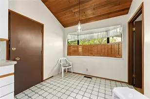 2258 40th Ave E, Seattle, WA 98112 - Photo 10