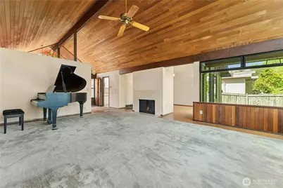 2258 40th Avenue E, Seattle, WA 98112 - Photo 6