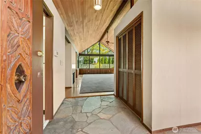 2258 40th Avenue E, Seattle, WA 98112 - Photo 4