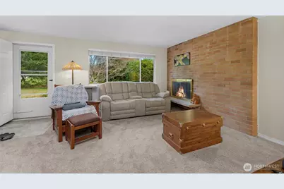 12410 36th Avenue E, Tacoma, WA 98446 - Photo 40