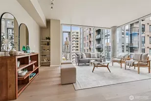 76 Cedar St, Seattle, WA 98121 - Photo 2