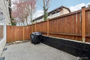 8125 212th St SW, Edmonds, WA 98026 - Photo 12