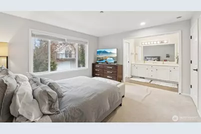 8125 212th Street SW #9, Edmonds, WA 98026 - Photo 14