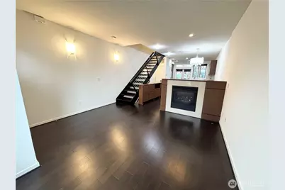 1200 Bellevue Way NE #104, Bellevue, WA 98004 - Photo 2