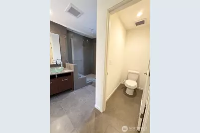 1200 Bellevue Way NE #104, Bellevue, WA 98004 - Photo 22