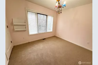 1200 Bellevue Way NE #104, Bellevue, WA 98004 - Photo 10