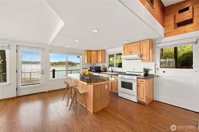 17888 Cobahud Road, La Conner, WA 98257 - Photo 10