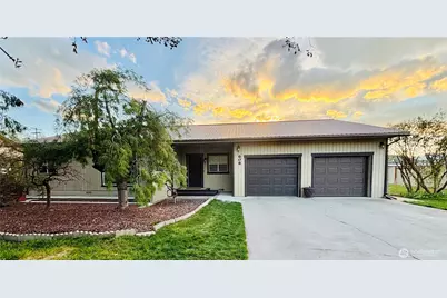 608 Golden Street, Oroville, WA 98844 - Photo 1