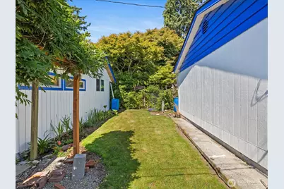 1035 Oakes Ave, Everett, WA 98201 - Photo 22