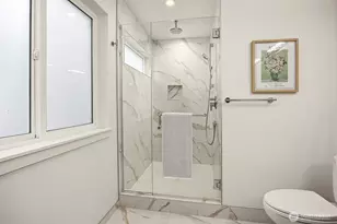 2005 Dexter Ave N, Seattle, WA 98109 - Photo 14