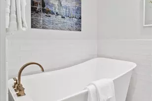 1400 Magnolia Blvd W, Seattle, WA 98199 - Photo 22