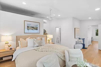 1400 Magnolia Boulevard W, Seattle, WA 98199 - Photo 20