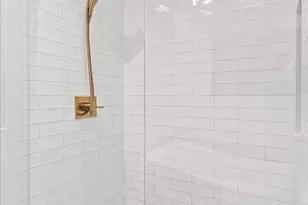 1400 Magnolia Blvd W, Seattle, WA 98199 - Photo 24