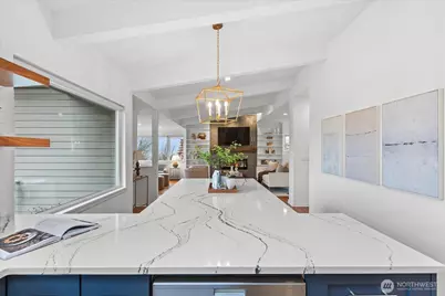 1400 Magnolia Boulevard W, Seattle, WA 98199 - Photo 12