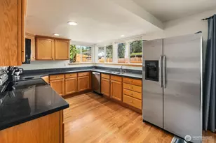 315 124th Pl NE, Bellevue, WA 98005 - Photo 12