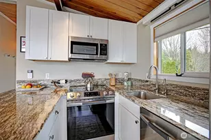 576 Waterline Loop, Camano Island, WA 98282 - Photo 6