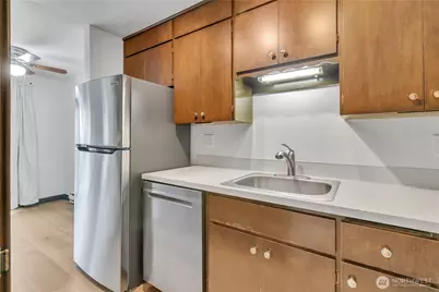 13564 37th Avenue S #37, Tukwila, WA 98168 - Photo 12