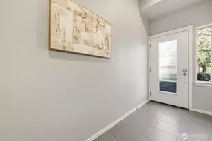 129 Cougar Ridge Rd NW, Issaquah, WA 98027 - Photo 4