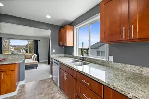 1646 E Wright Ave, Tacoma, WA 98404 - Photo 8