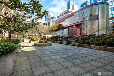 1425 Western Avenue #U403, Seattle, WA 98101 - Photo 38