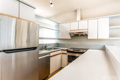 1425 Western Avenue #U403, Seattle, WA 98101 - Photo 22