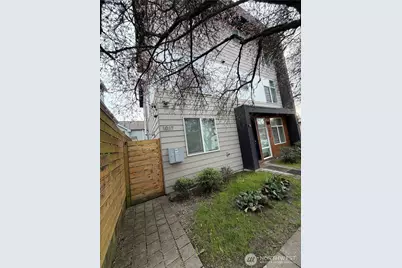 1017 NE 55th Street, Seattle, WA 98105 - Photo 2