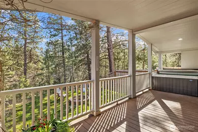 605 N Park Street, Cle Elum, WA 98922 - Photo 1