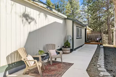 605 N Park Street, Cle Elum, WA 98922 - Photo 2