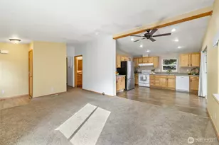 605 N Park St, Cle Elum, WA 98922 - Photo 8