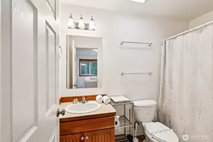 11062 Whistler Ln, Deming, WA 98244 - Photo 14