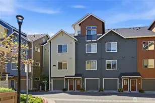 15865 NE 14th Rd, Bellevue, WA 98008 - Photo 2