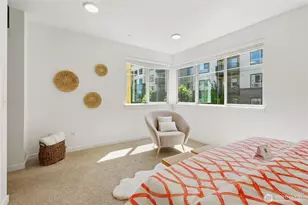 15865 NE 14th Rd, Bellevue, WA 98008 - Photo 16