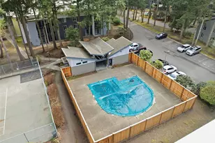 14555 NE 32nd St, Bellevue, WA 98007 - Photo 32