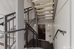 14555 NE 32nd St, Bellevue, WA 98007 - Photo 34