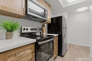 14555 NE 32nd St, Bellevue, WA 98007 - Photo 6