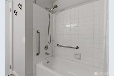 14555 NE 32nd Street #F101, Bellevue, WA 98007 - Photo 24